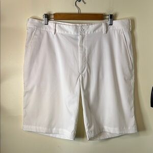 Nike Dri Fit Men's White Golf Shorts Size 38